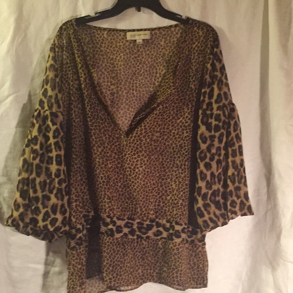 Ladies xl animal print blouse